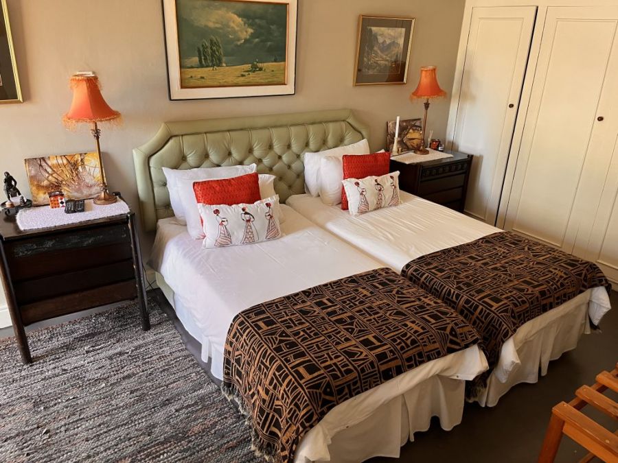 Kingfisher Guesthouse. Accommodation in Graaff-Reinet Eastern Cape