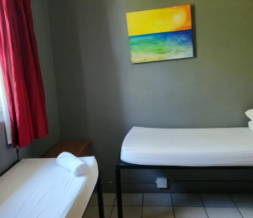 Riverlodge Backpackers Accommodation Cape Town