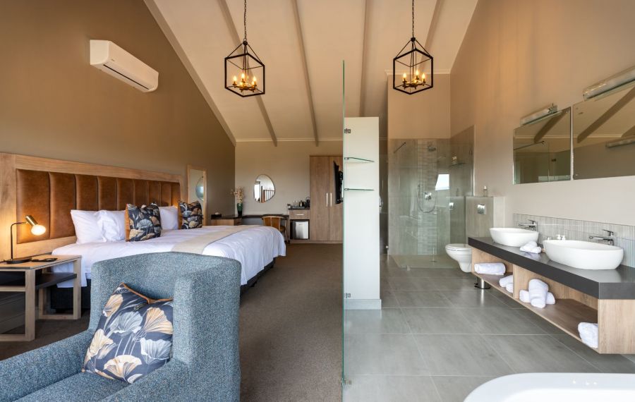 Intle Boutique Hotel. Accommodation & Game Reserve Thornhill Eastern Cape