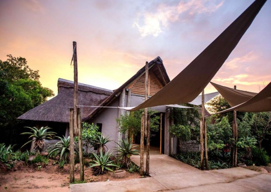 Royal Thonga Safari Lodge Accommodation in the Tembe Elephant Park Manguzi KwaZulu Natal