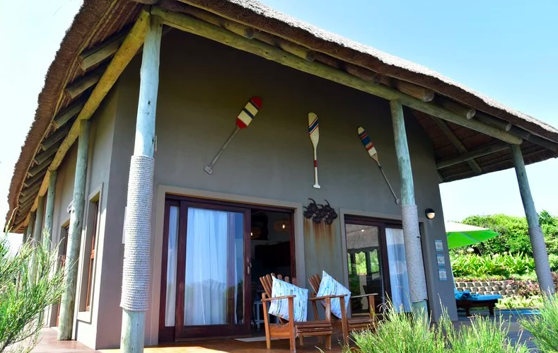 Villa no Mar Accommodation in Chizavane, near Xai Xai, Mozambique