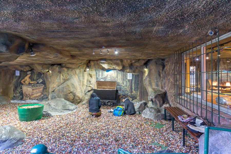 Scratch Patch Activities in the V&A Waterfront Cape Town