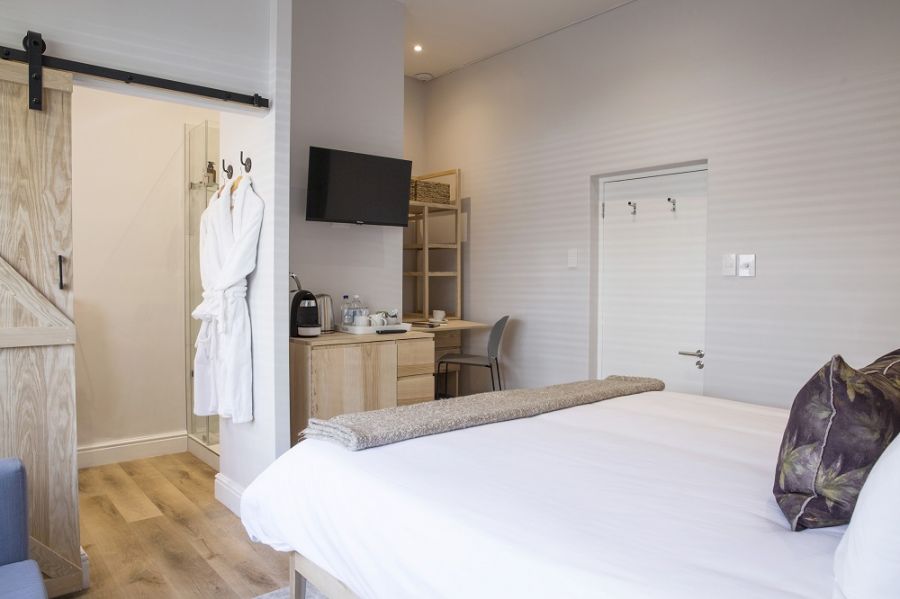 The Antrim Collection Accommodation in Three Anchor Bay Cape Town Western Cape
