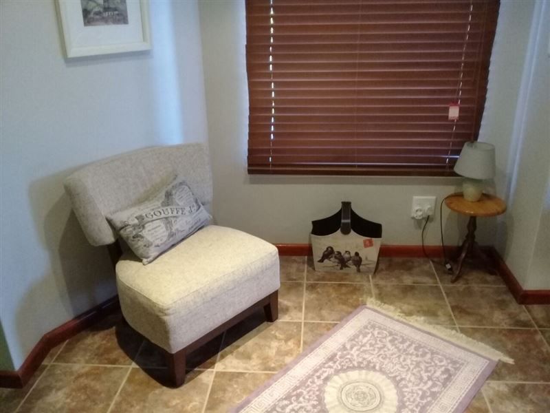 Lady Grey Walk Cottage. Accommodation in McGregor Western Cape